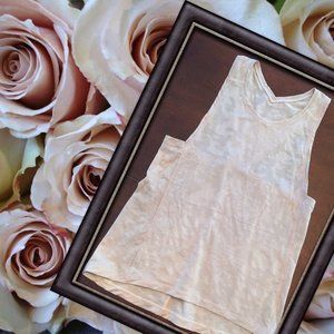 🌸🌞🌸  Pretty Lululemon Run for Days Tank in Camo Nude Pink